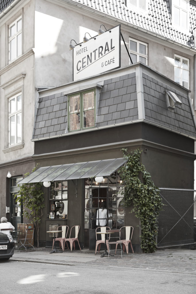 Central Hotel er det mindste, men til gengæld nok også det hyggeligste hotel i København.